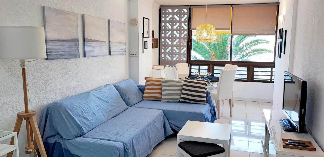Donana Apartamento Sunset First Line To The Beach 파탈라바카 외부 사진